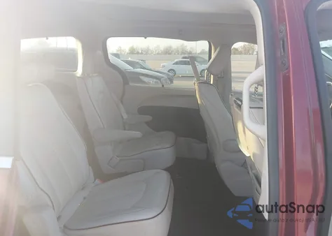 2018 Chrysler Pacifica Limited from USA, damaged, VIN 2C4RC1GG4JR339634